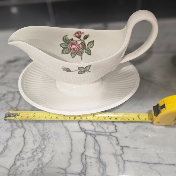 Vintage Wedgwood Moss Rose T432 Edme - Cream & Sugar Bowl and Gravy Boat - Picture 4 of 15